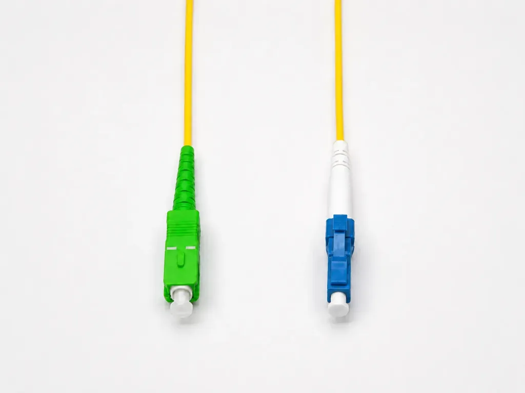 3m, Simplex, Singlemode 9/125um, LC-SC/APC connectors